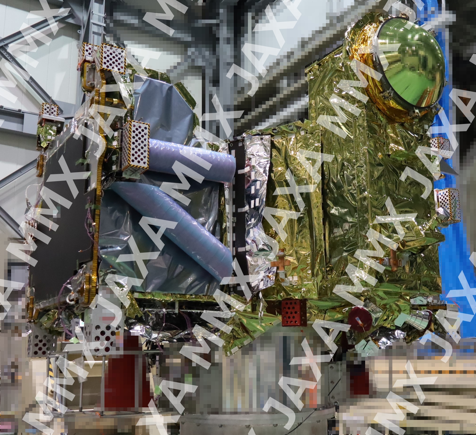 The Return Module after the TVAC during the system tests (1)
